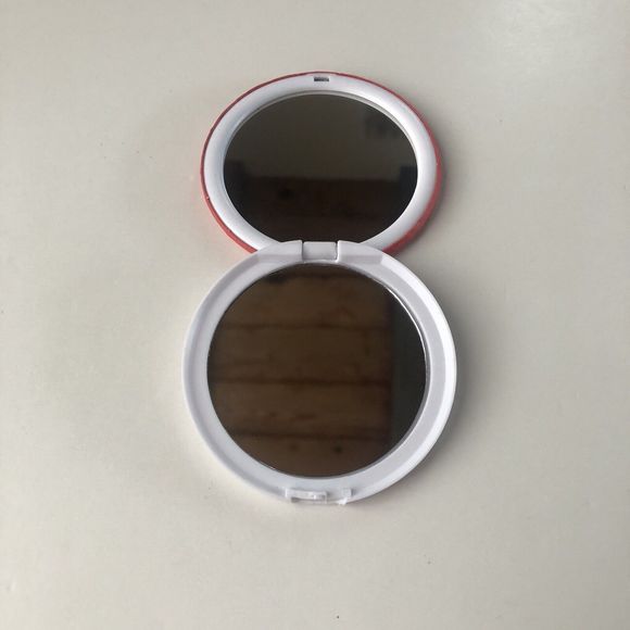 Hello Kitty Compact Mirror - New - Picture 3 of 5